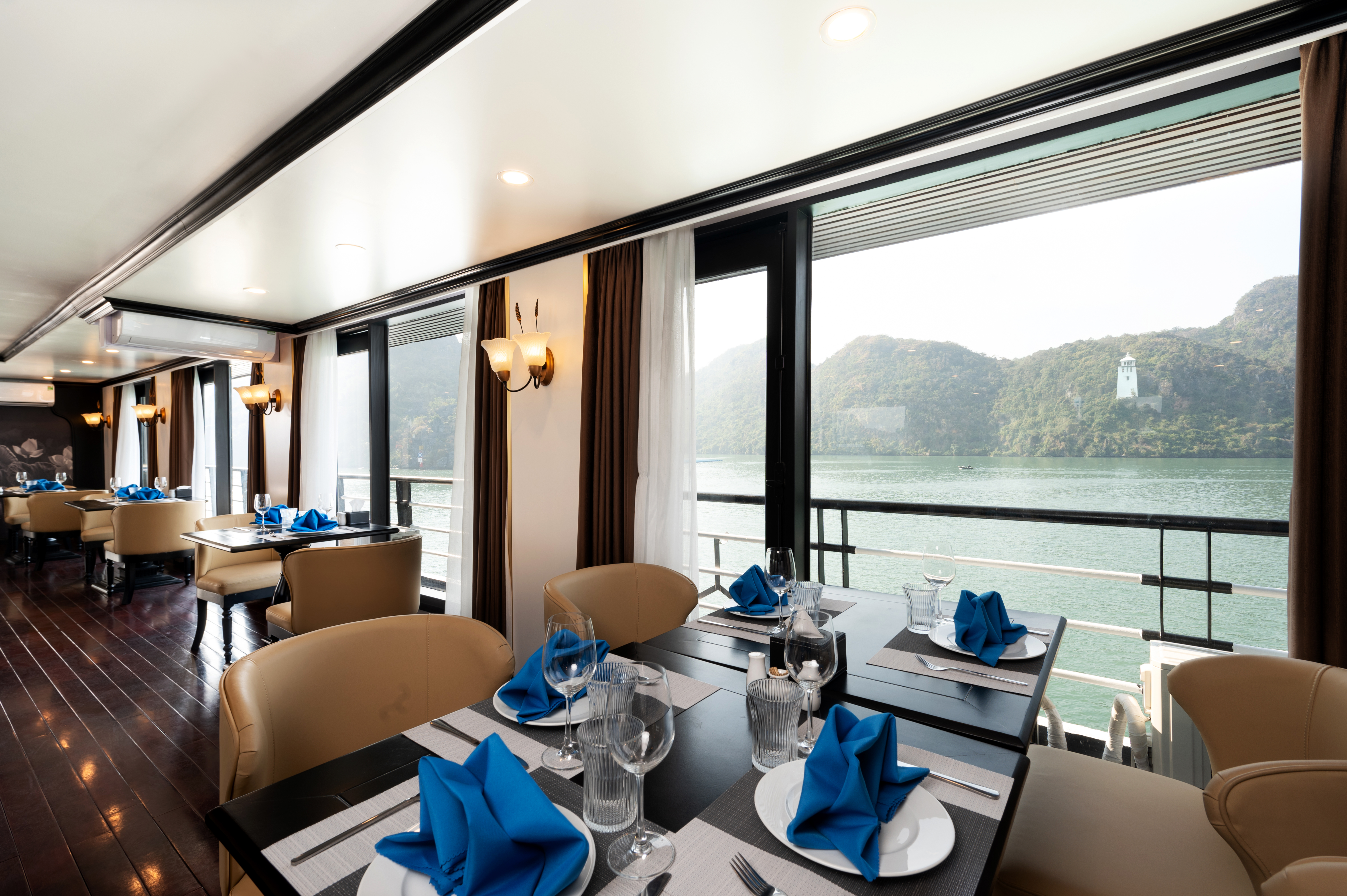 Halong Bay - Lan Ha Bay 2D1N on Dragon Premier Cruise ⭐⭐⭐⭐