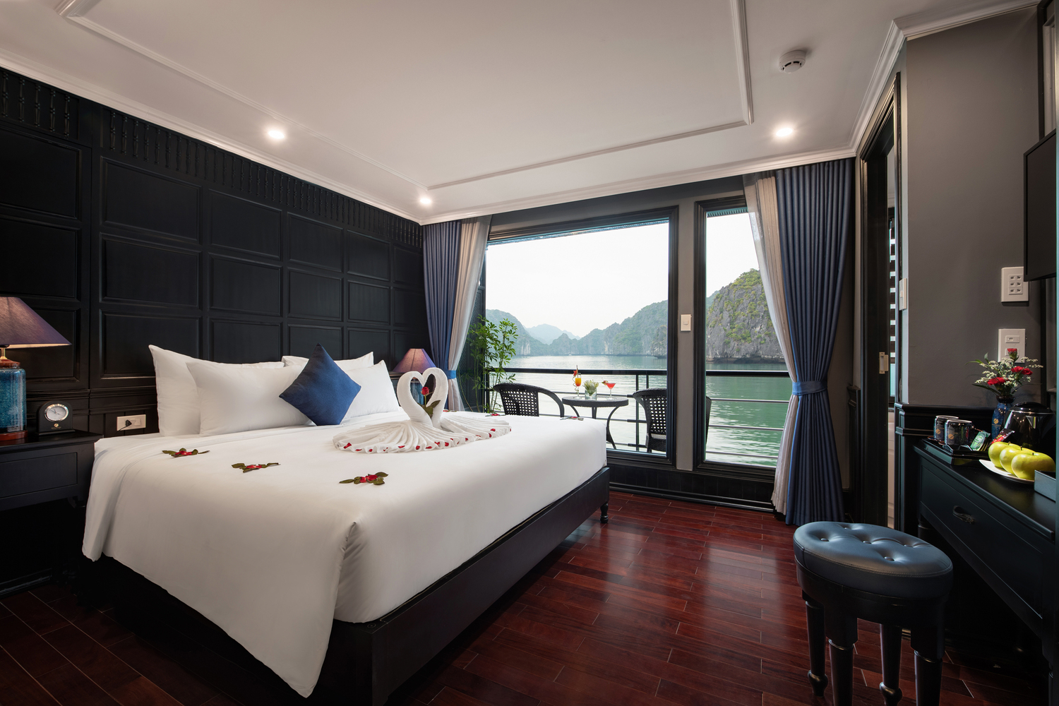 Halong Bay 3D 2N on Luxury Cruise on Halong Bay ⭐⭐⭐⭐⭐ Rosy Cruise