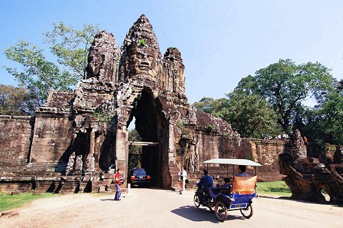 8DAYS 7NIGHTS (PHNOM PEMH - SIEM REAP)