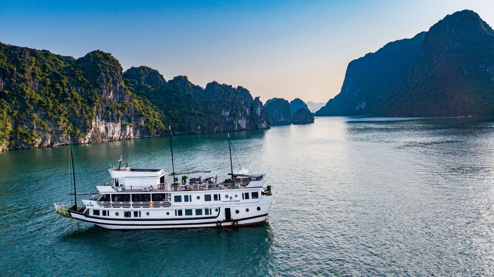 Vietnam Explorer Tour 8 Days