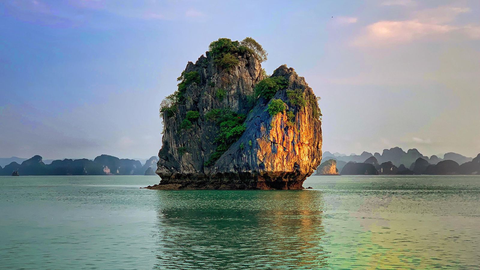 Amazing Vietnam 5 Days 4 Nights