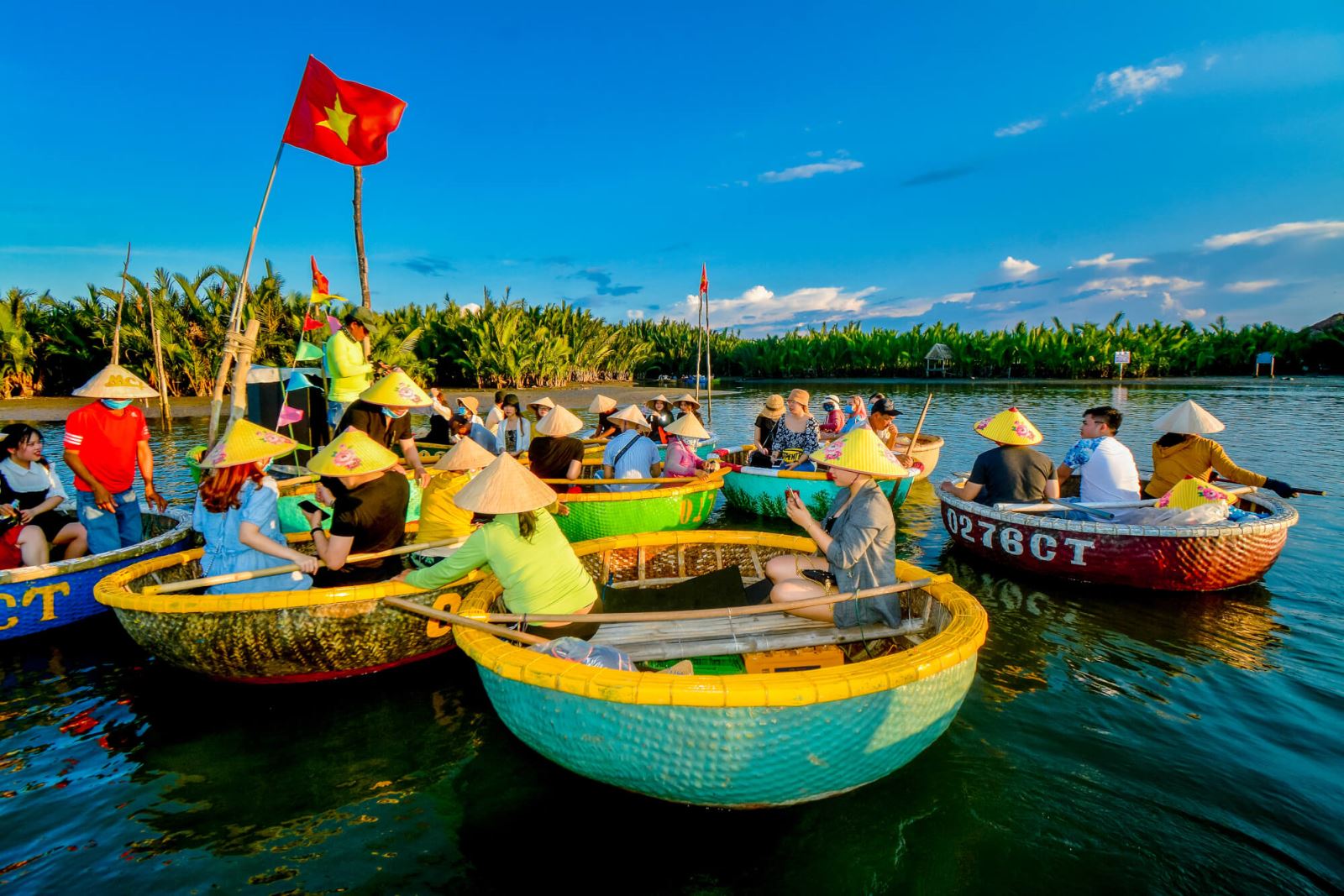 Vietnam Explorer Tour 8 Days